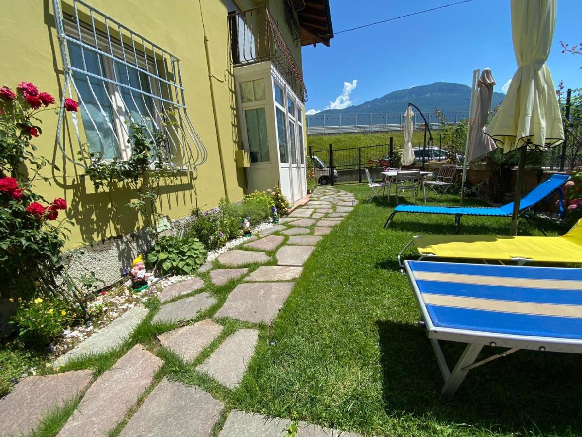 La Rondine Apartment Trento Exterior foto